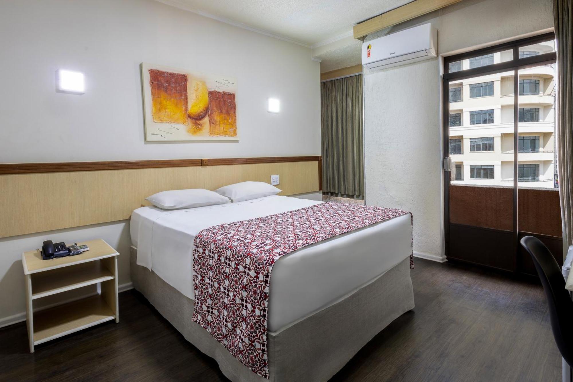 Hotel Euro Suite Sao Paulo By Nacional Inn - A 600 Metros Da Rua 25 De Marco Exteriör bild